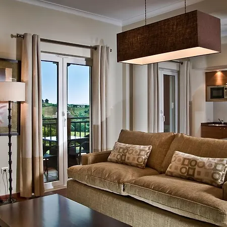 Dolce Camporeal Lisboa Residences Turcifal